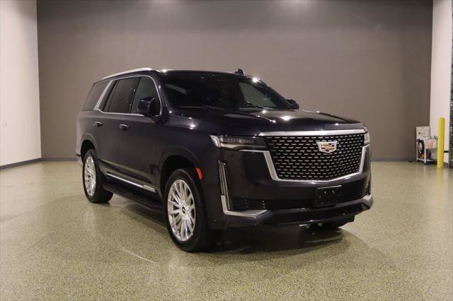 Used 2022 Cadillac Escalade Premium Luxury RWD image 1