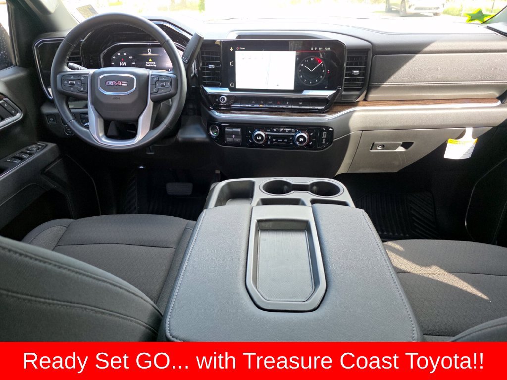 Used 2025 GMC Sierra 1500 Elevation RWD image 6