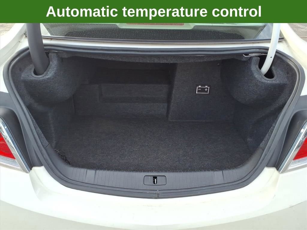 Used 2013 Buick LaCrosse image 19