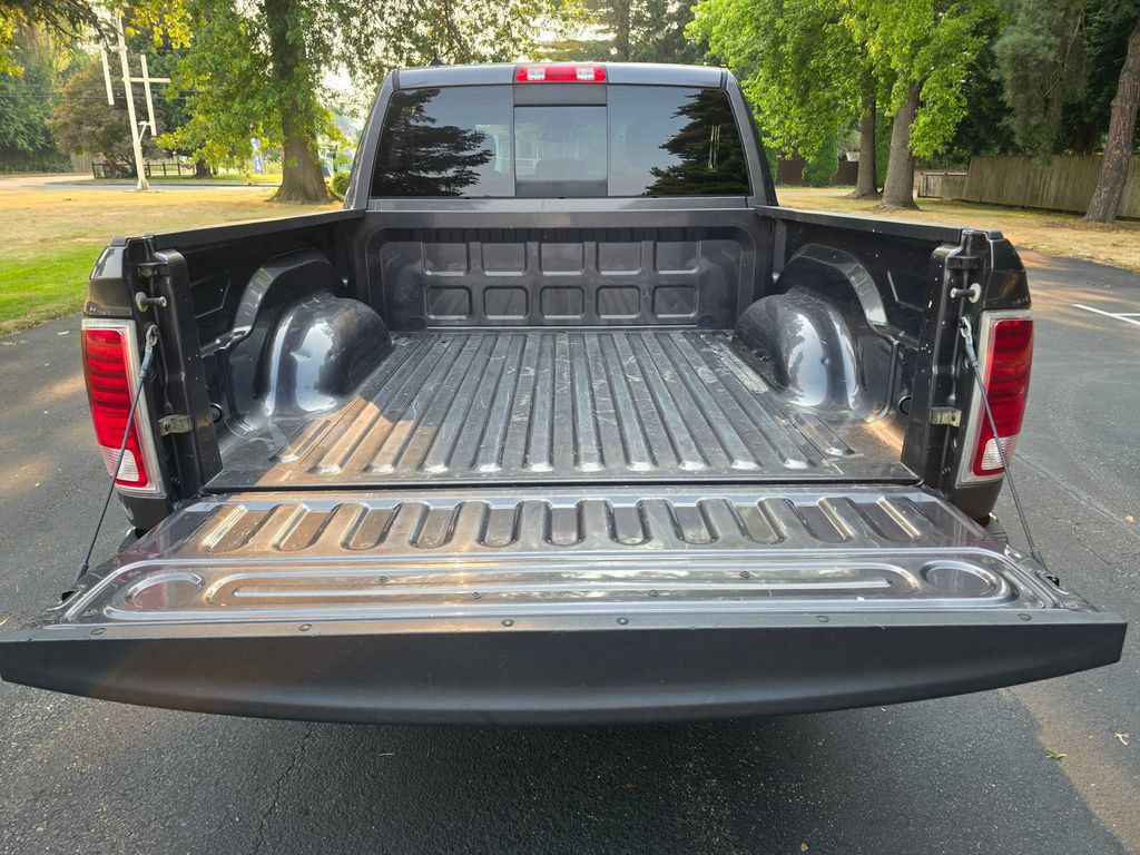 Used 2015 RAM 1500 Laramie w/ Convenience Group RWD image 17