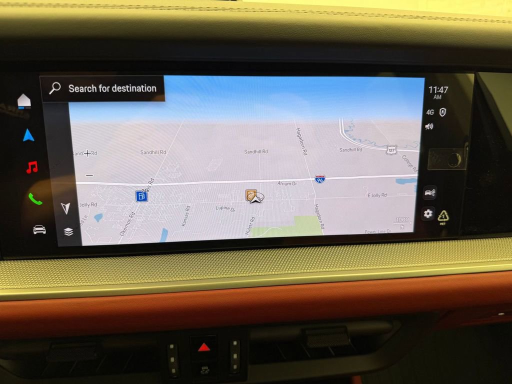 New 2026 Porsche Cayenne Coupe AWD/4WD image 9
