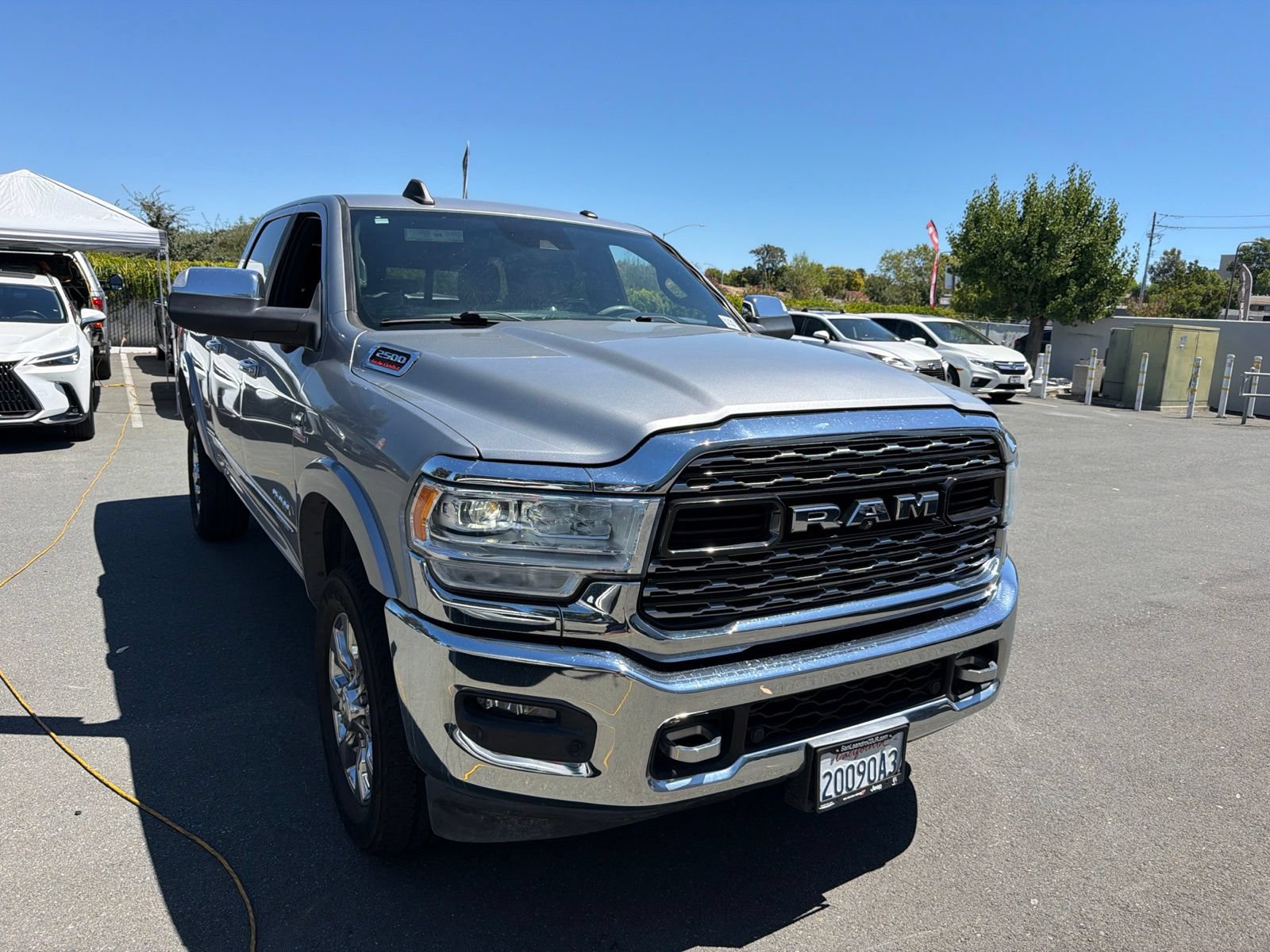 Used 2019 RAM 2500 Limited AWD/4WD image 2