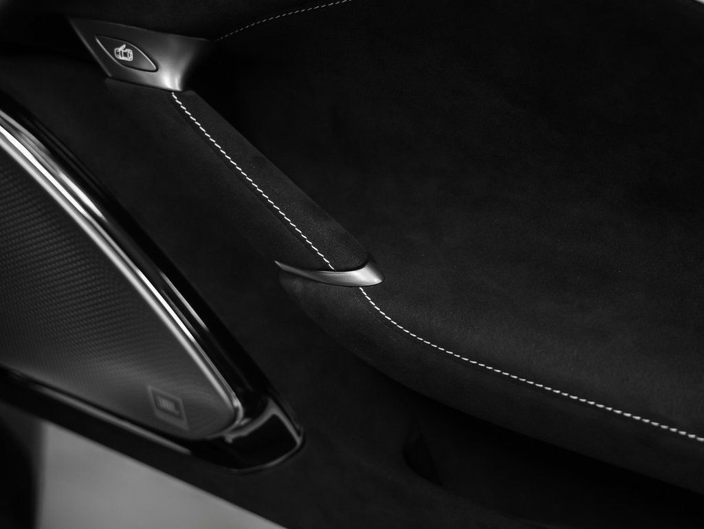 Certified 2023 Ferrari Roma image 33