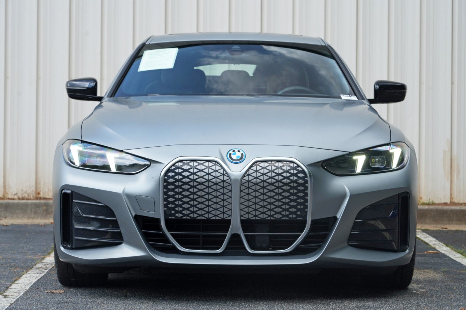 Used 2025 BMW i4 eDrive40 w/ M Sport Package RWD image 5