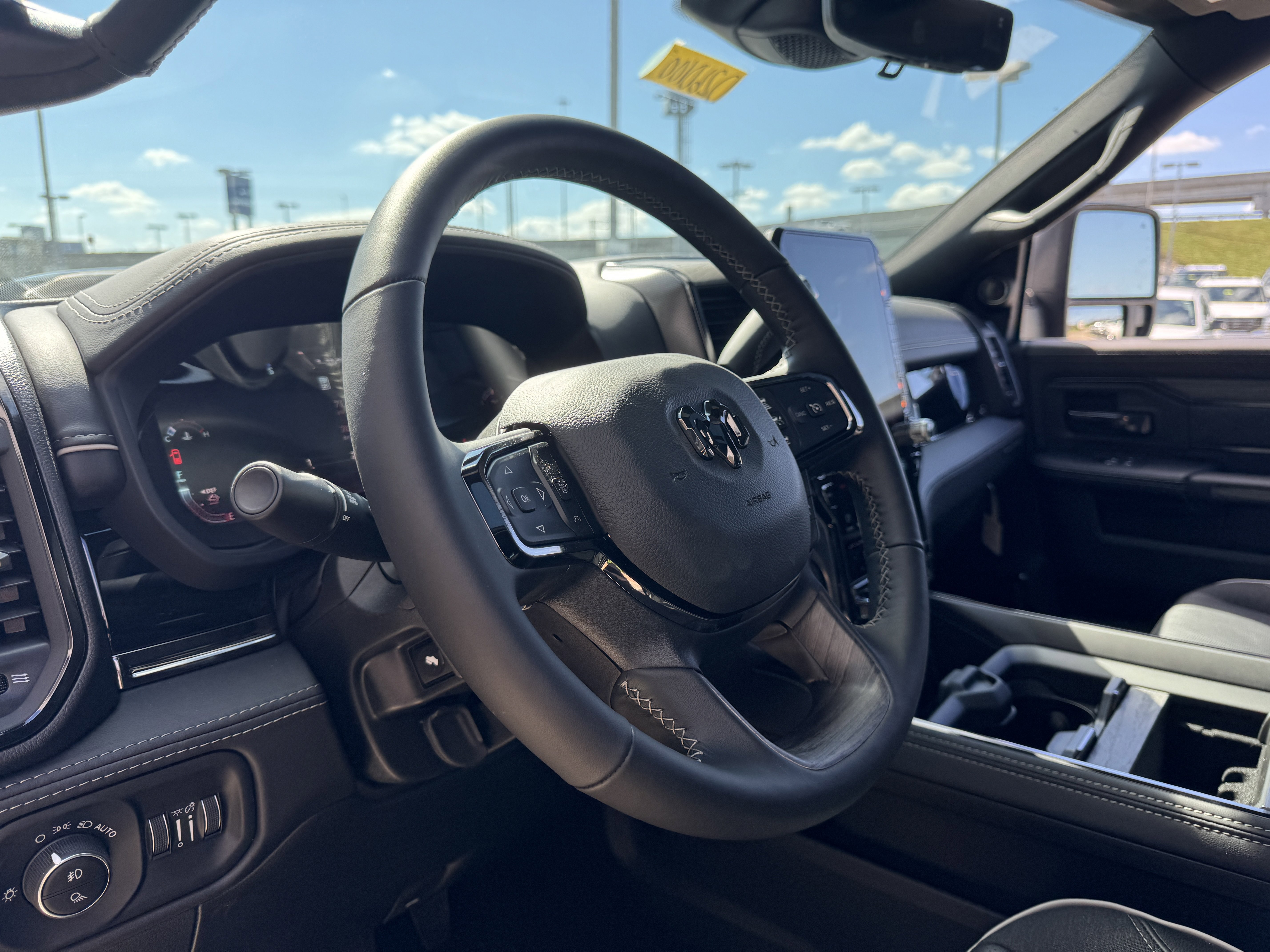 New 2026 RAM 2500 Limited image 37