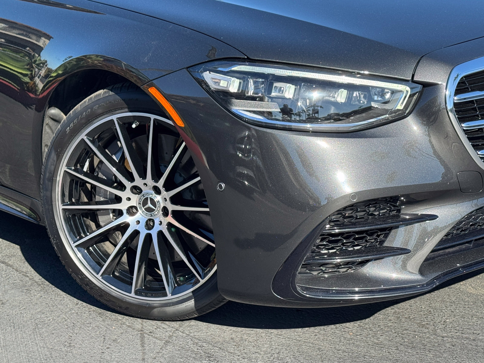 Used 2021 Mercedes-Benz S 580 4MATIC Sedan image 2
