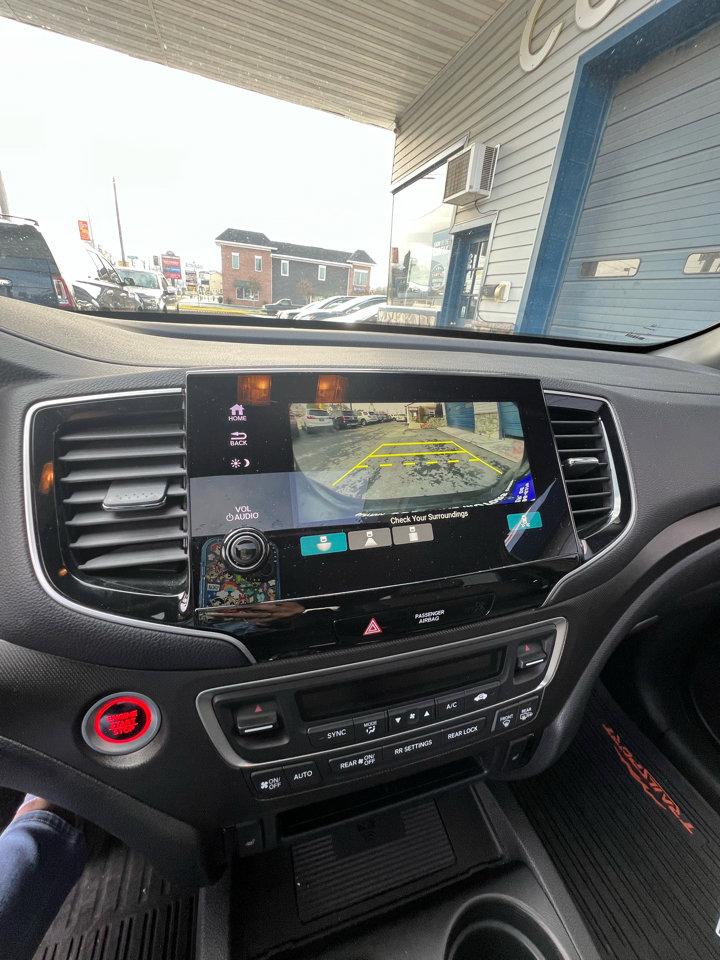 Used 2022 Honda Pilot TrailSport image 34