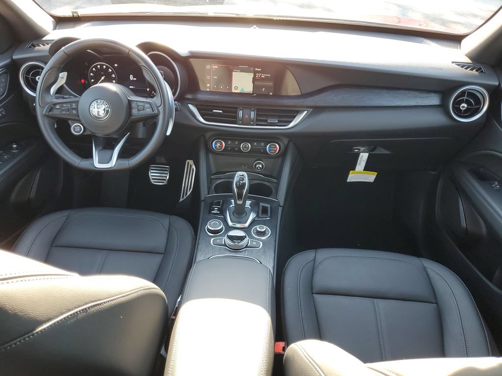 Used 2024 Alfa Romeo Stelvio Sprint AWD/4WD image 13