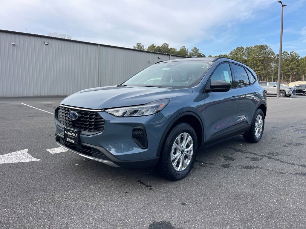 New 2026 Ford Escape Active w/ Tech Pack #1 AWD/4WD image 1