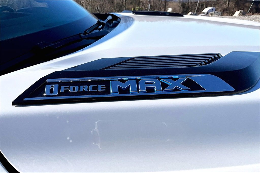 Used 2024 Toyota Tundra Platinum image 8