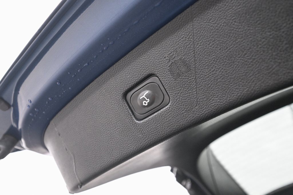 Used 2024 Ford Edge SEL w/ Convenience Package image 18