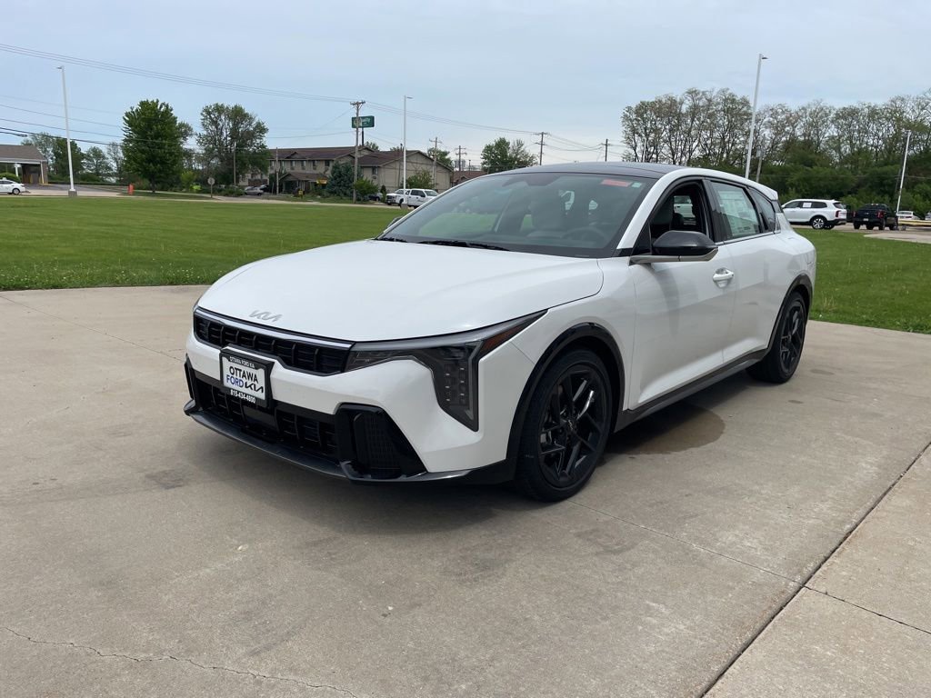 New 2026 Kia K4 GT-Line Turbo FWD image 2
