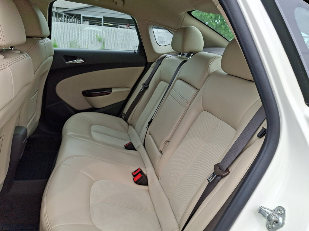 Used 2014 Buick Verano Convenience FWD image 20