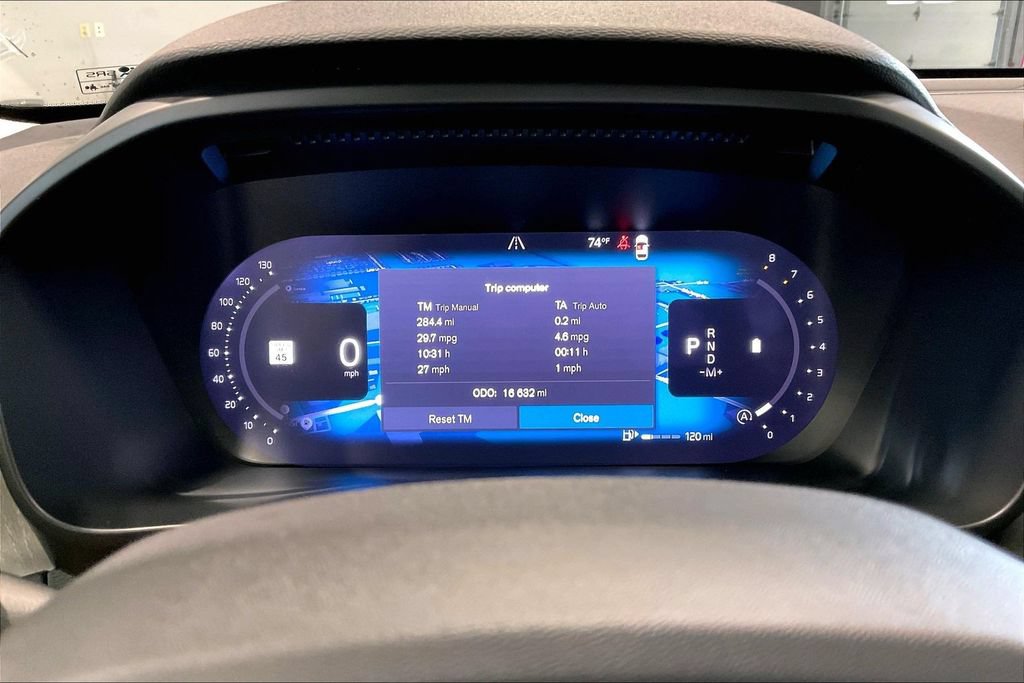 Certified 2024 Volvo XC40 B5 Core AWD/4WD image 14