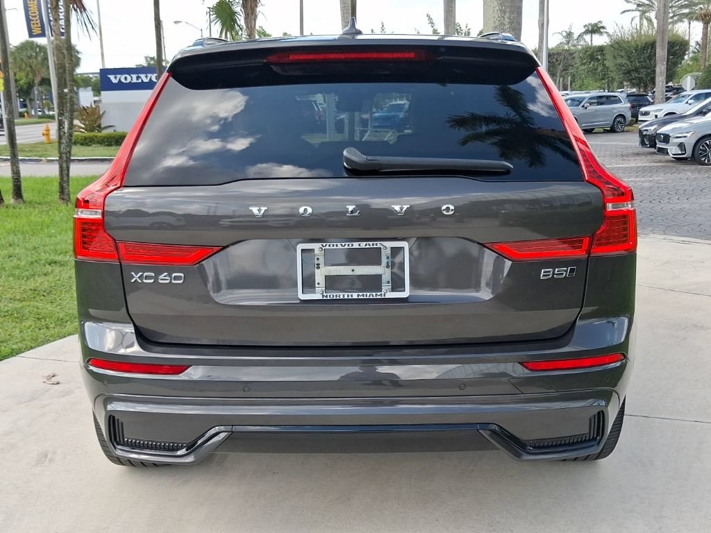 Used 2024 Volvo XC60 B5 Ultimate AWD/4WD image 5