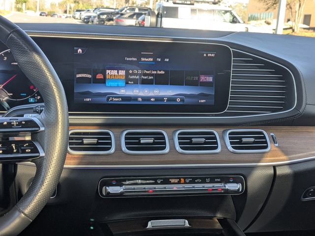 Used 2025 Mercedes-Benz GLS 450 4MATIC image 16