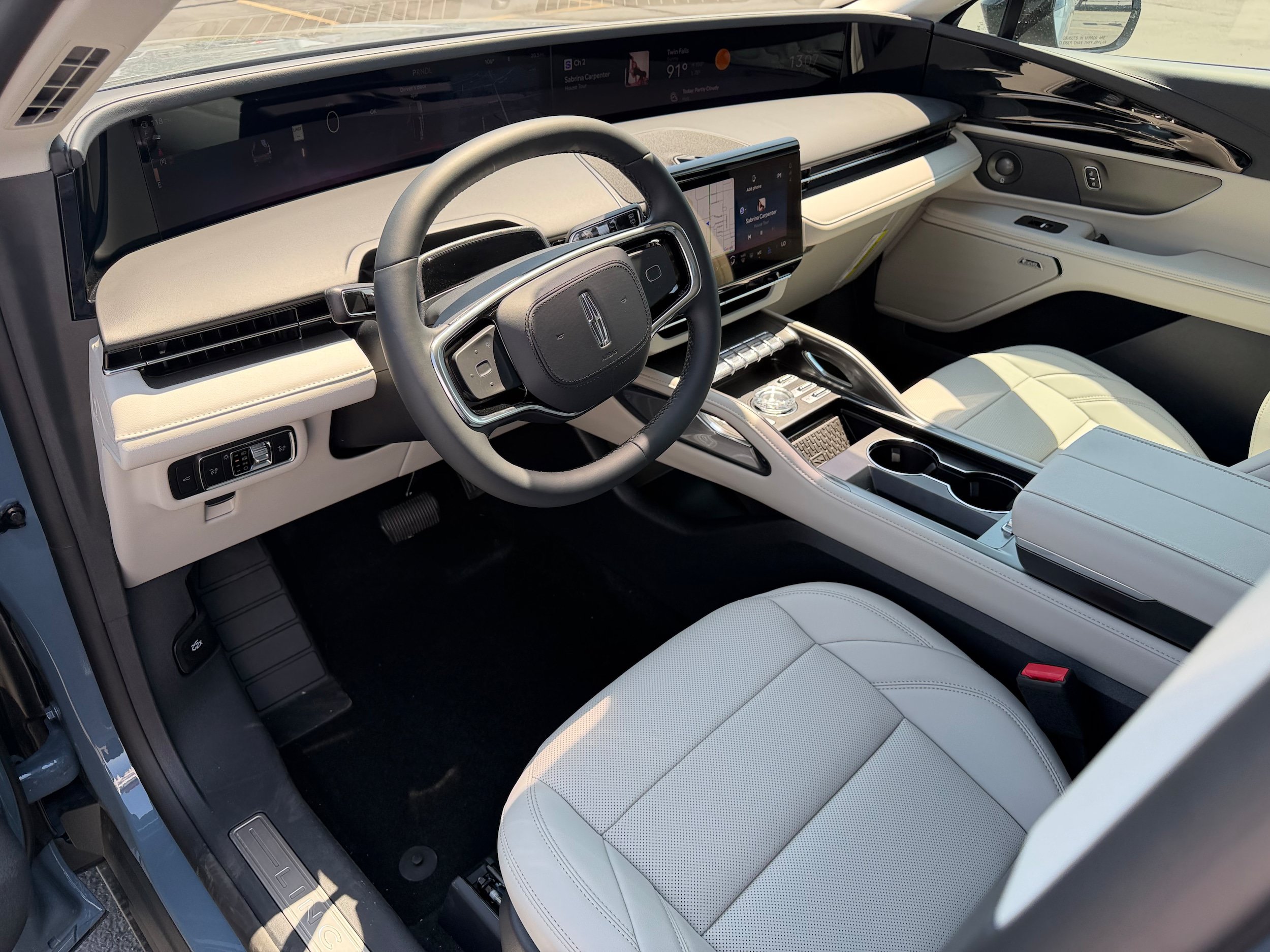 New 2026 Lincoln Nautilus Premier w/ Equipment Group 102A AWD/4WD image 9