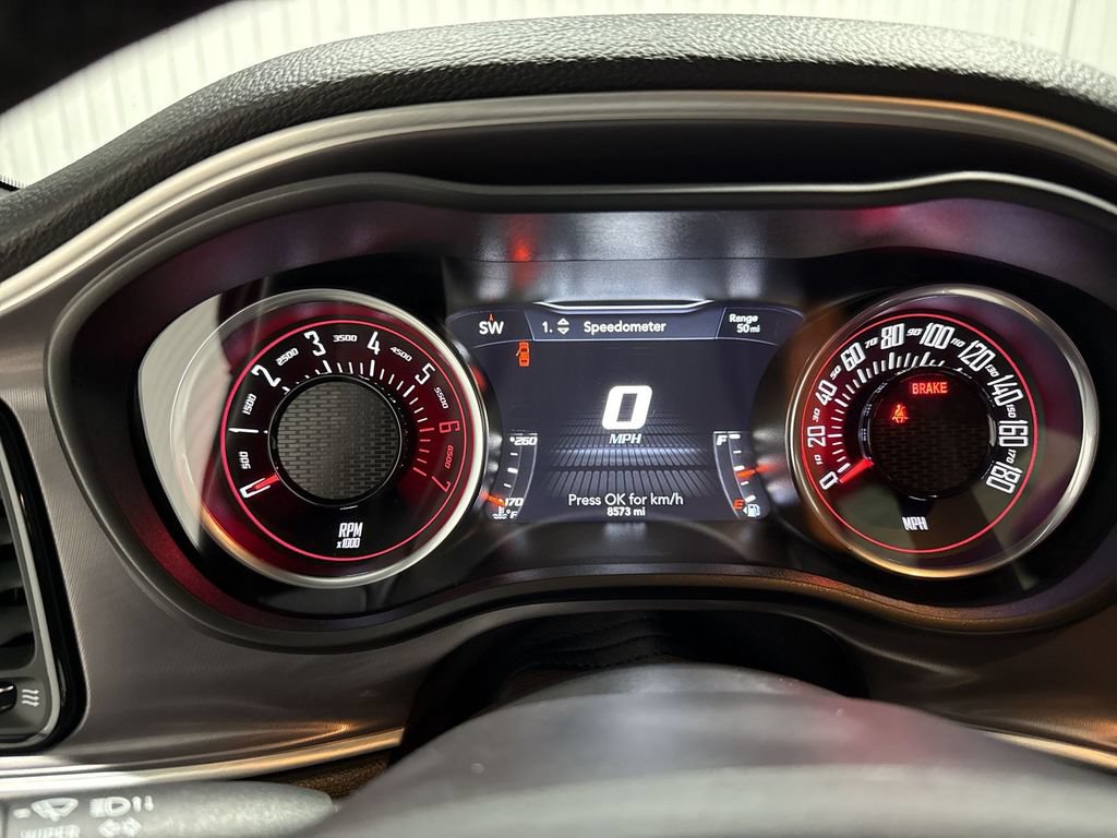 Used 2022 Dodge Challenger R/T Scat Pack RWD image 11