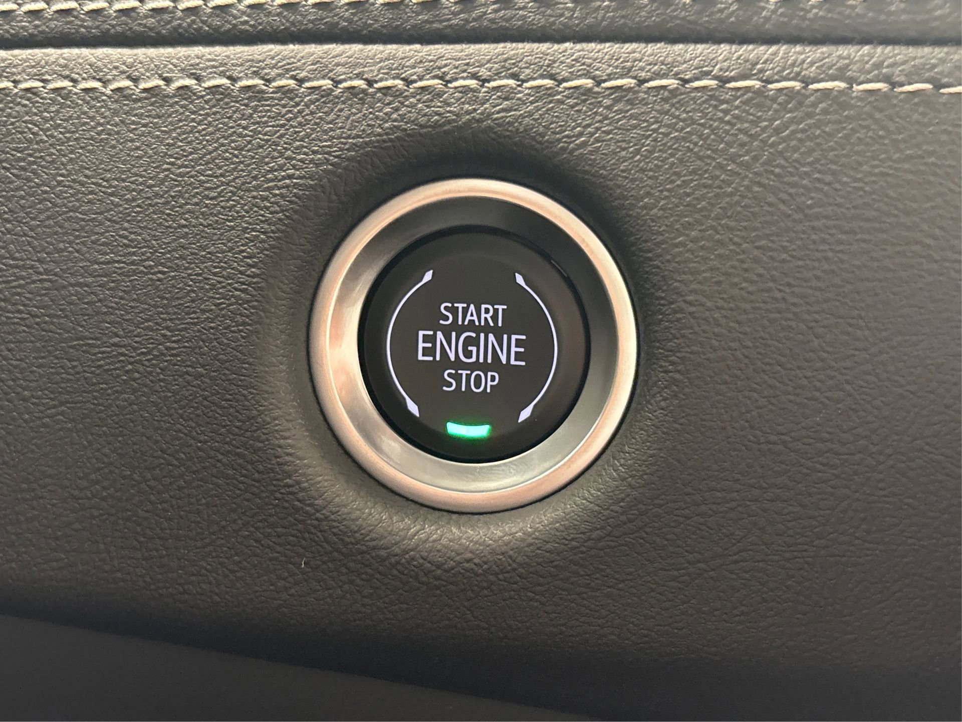 New 2025 Cadillac Escalade ESV Luxury image 27