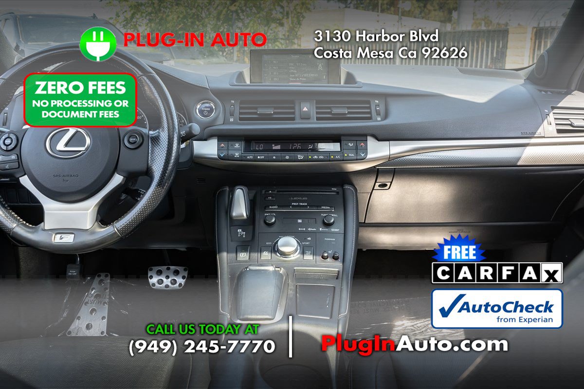 Used 2016 Lexus CT 200h w/ Navigation Package FWD image 17