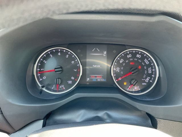 Used 2019 Toyota RAV4 LE AWD/4WD image 27