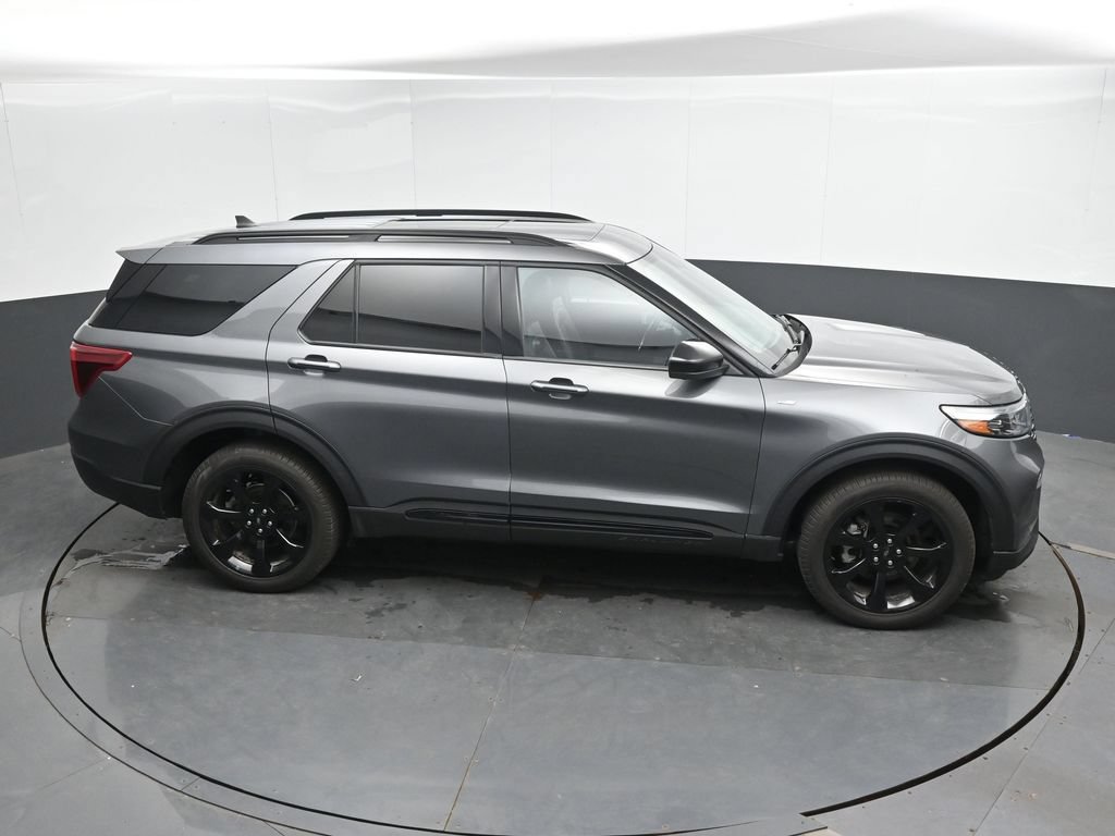 Used 2023 Ford Explorer ST-Line w/ Class IV Trailer Tow Package AWD/4WD image 33
