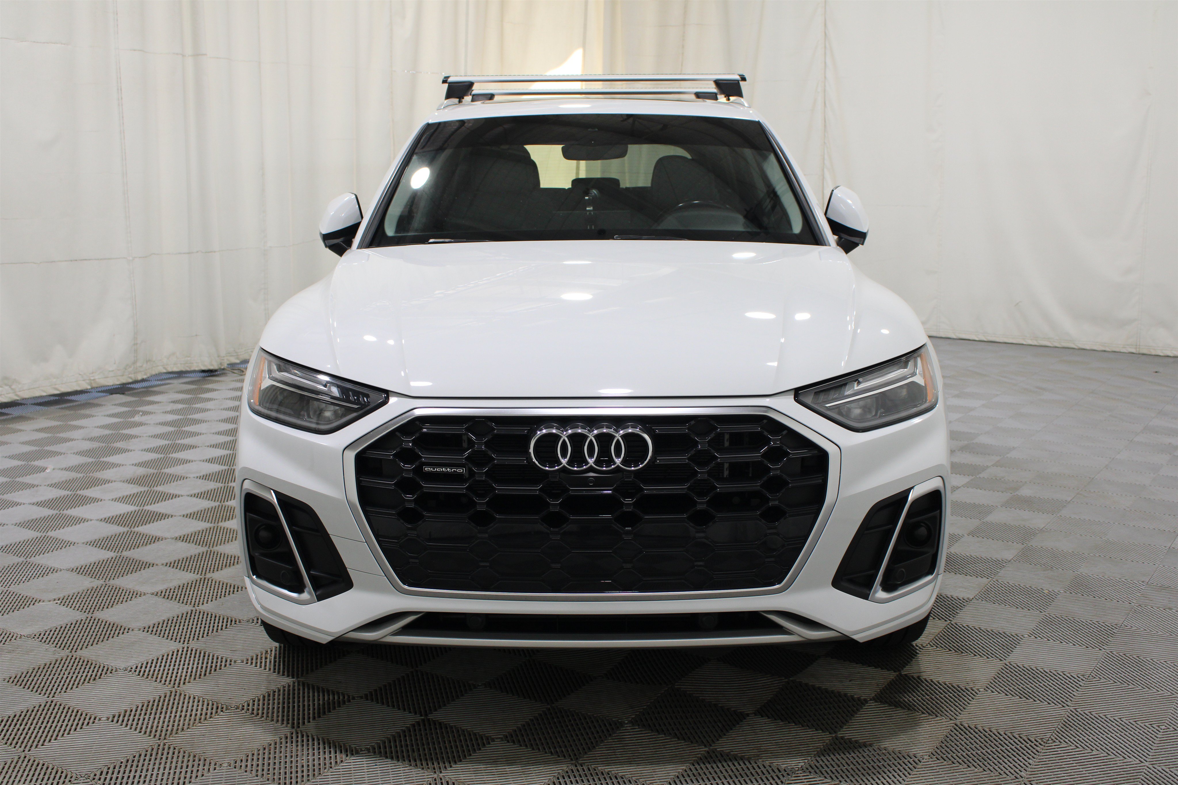 Used 2022 Audi Q5 e Premium Plus AWD/4WD image 37