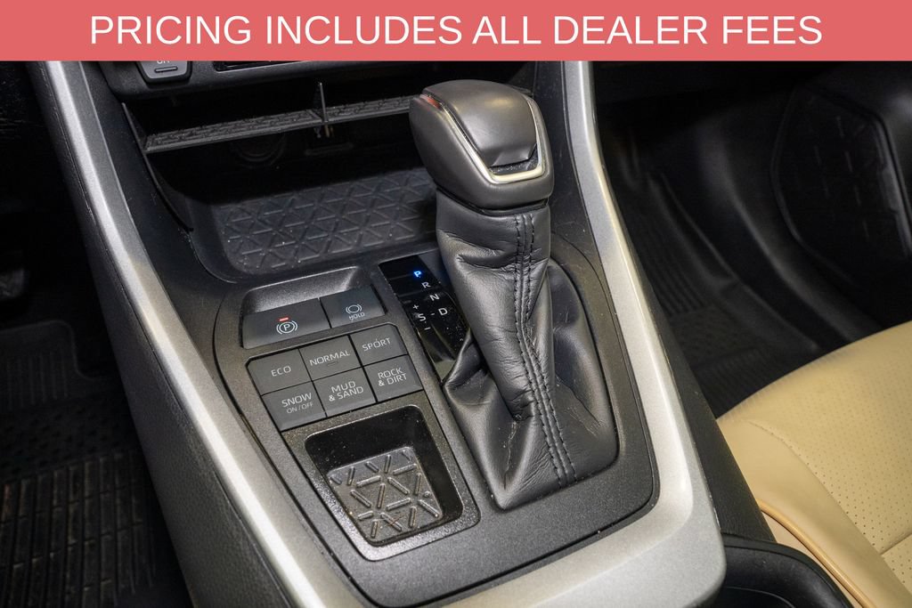 Used 2025 Toyota RAV4 XLE Premium w/ Weather Package AWD/4WD image 18