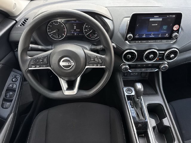 Used 2025 Nissan Sentra SV FWD image 11