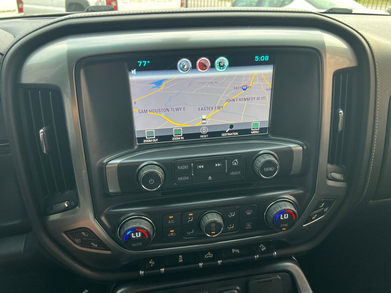 Used 2015 Chevrolet Silverado 1500 LTZ Z71 w/ Midnight Edition AWD/4WD image 57