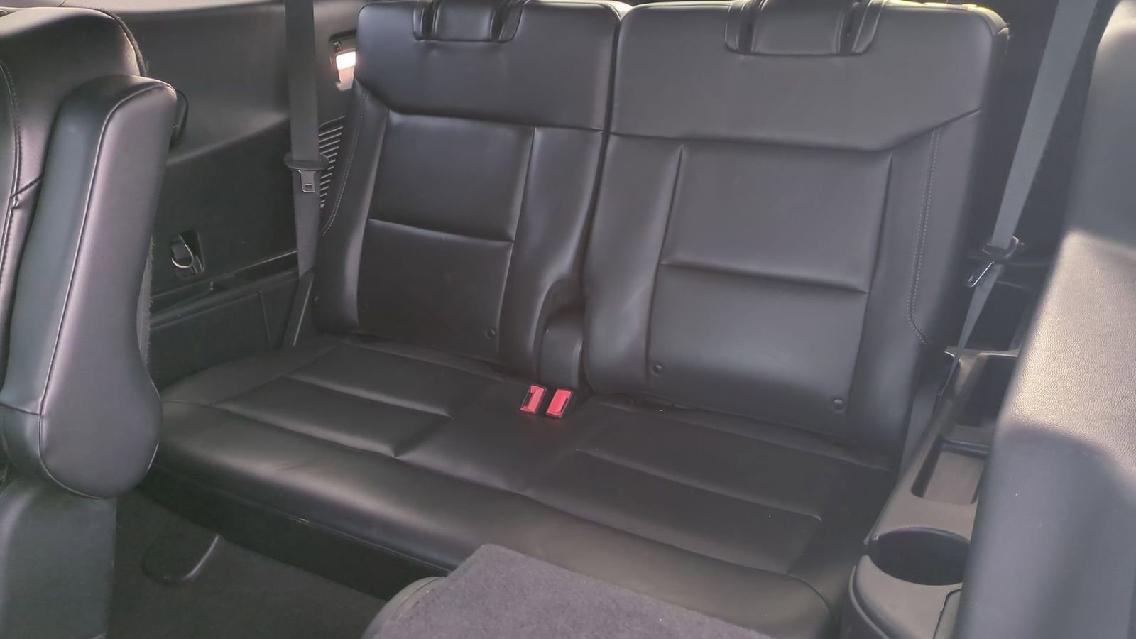 Certified 2021 Ford Explorer XLT w/ Equipment Group 202A image 25