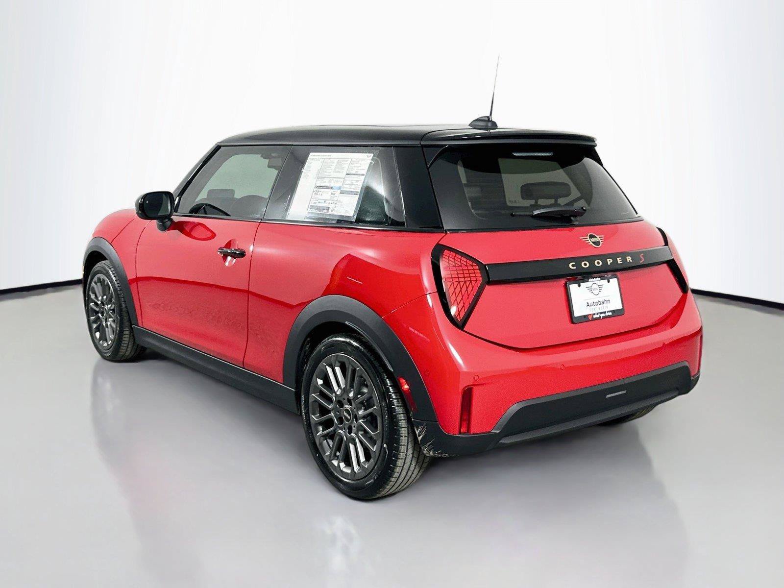 Used 2025 MINI Cooper S FWD image 6