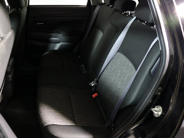 Used 2025 Mitsubishi Outlander Sport ES AWD/4WD image 13