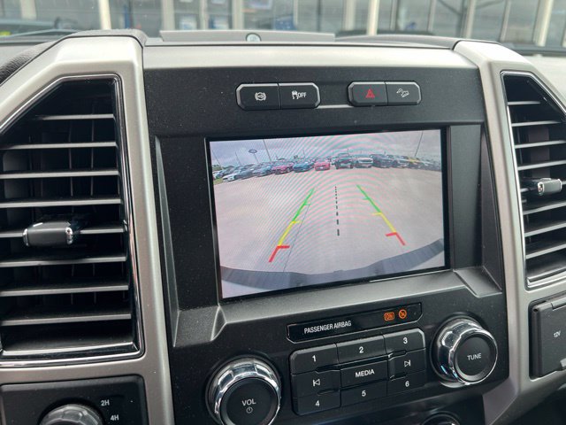 Used 2021 Ford F250 Lariat w/ Lariat Value Package AWD/4WD image 4