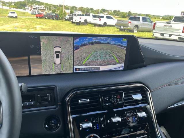 Certified 2025 Nissan Armada PRO-4X AWD/4WD image 23