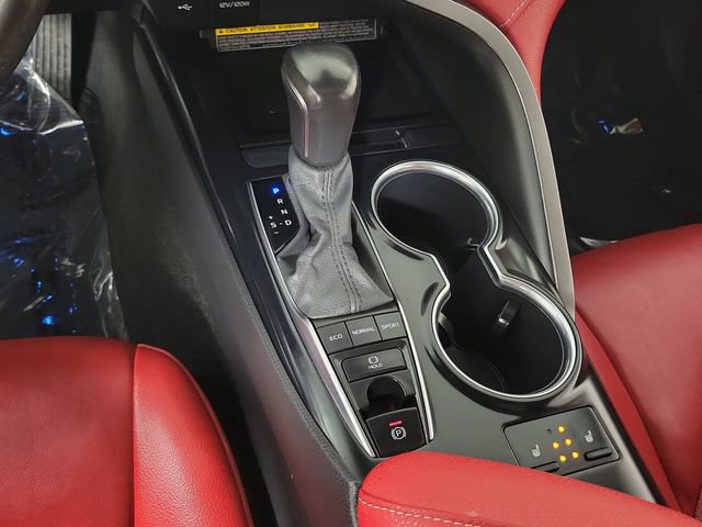 Used 2020 Toyota Camry XSE FWD image 32