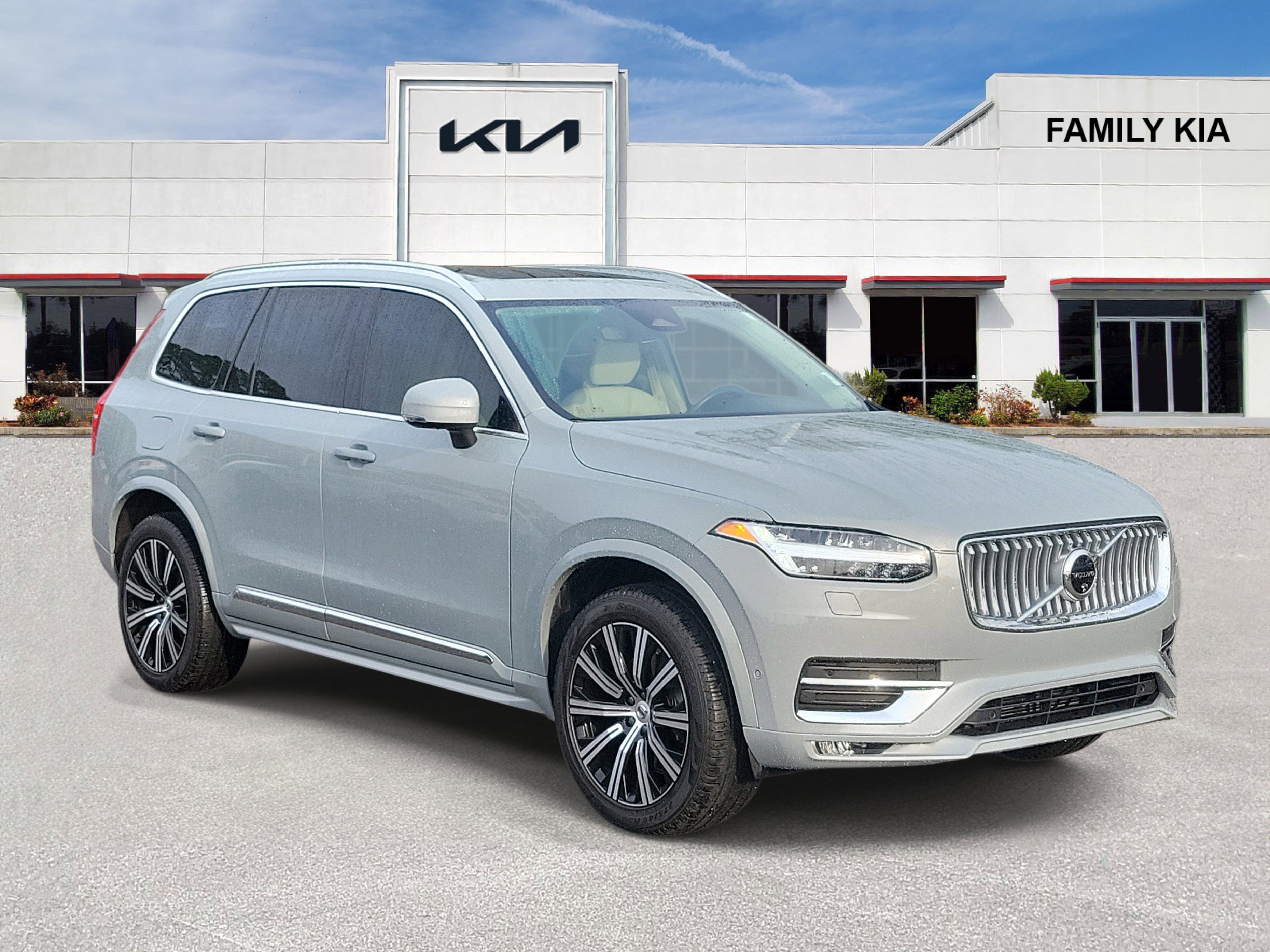 Used 2024 Volvo XC90 B6 Plus w/ Protection Package Premier