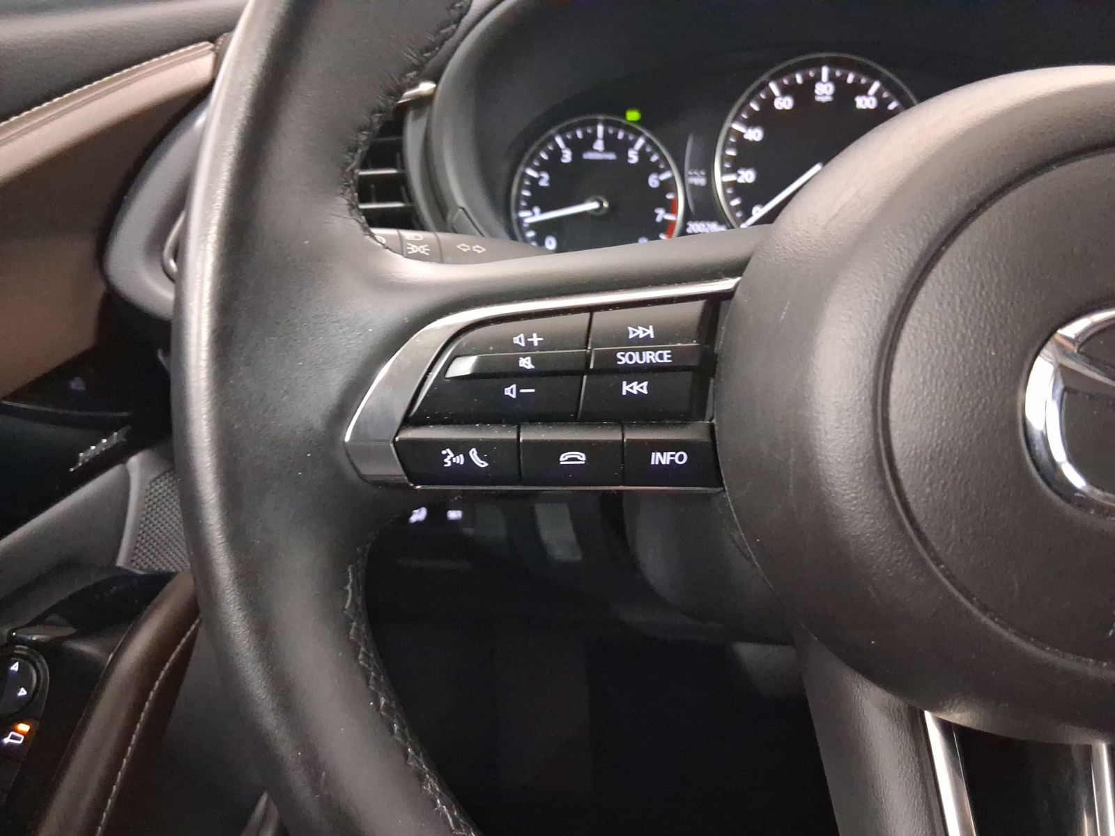 Certified 2025 MAZDA CX-30 AWD 2.5 S w/ Premium Package image 22