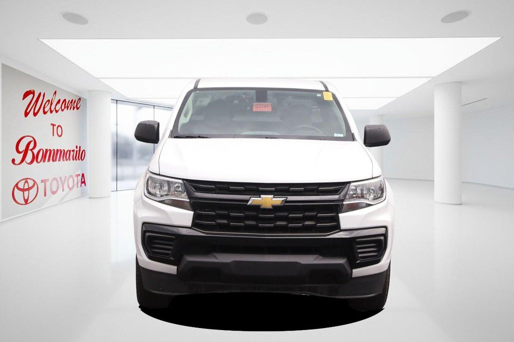 Used 2022 Chevrolet Colorado W/T RWD image 4