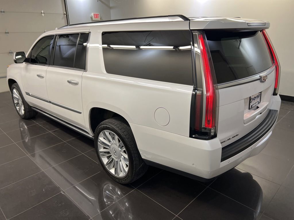 Used 2018 Cadillac Escalade ESV Platinum AWD/4WD image 4
