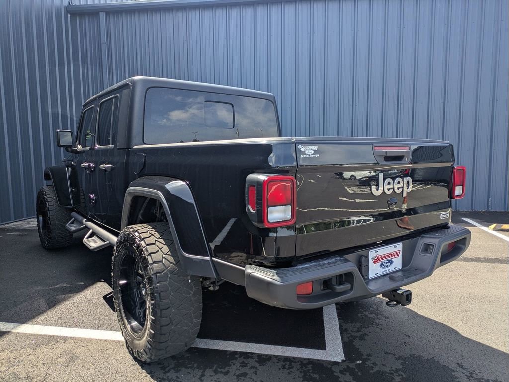 Used 2023 Jeep Gladiator Overland AWD/4WD image 10