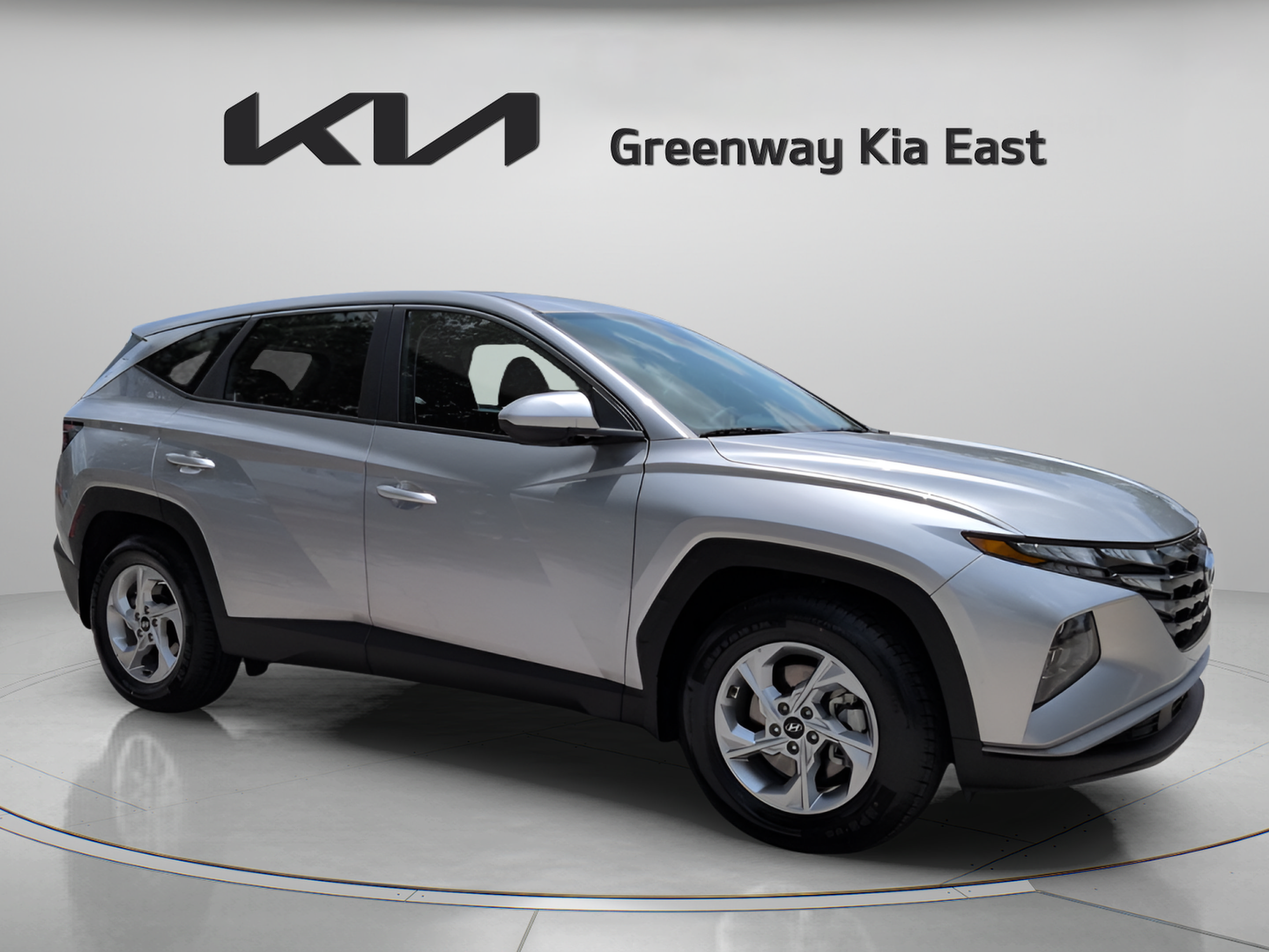 Used 2023 Hyundai Tucson SE FWD image 3