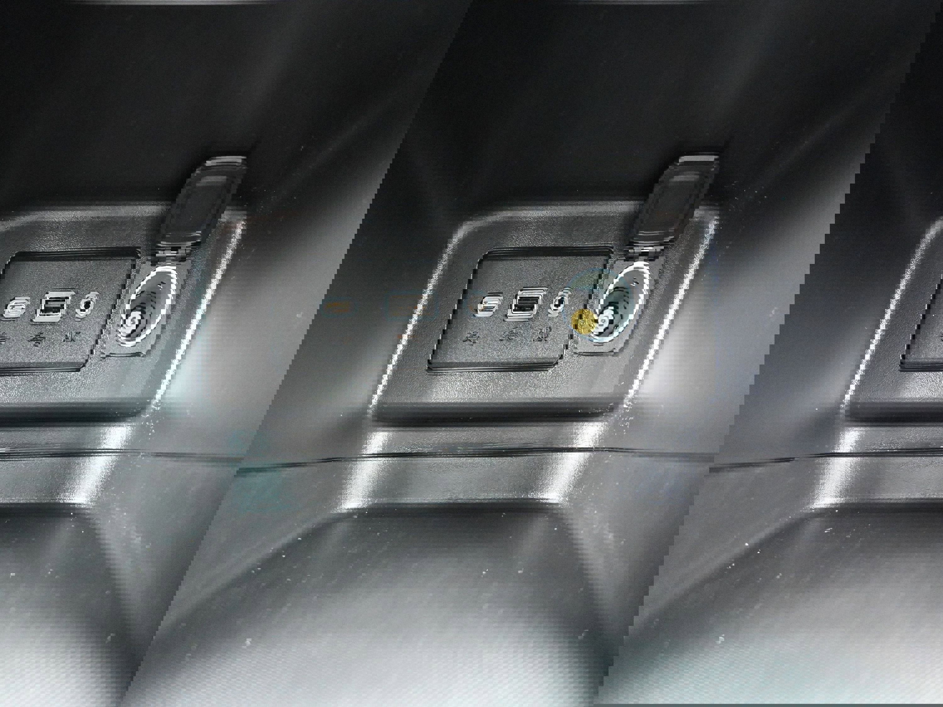 Used 2022 Chevrolet Equinox LS w/ LS Convenience Package image 18