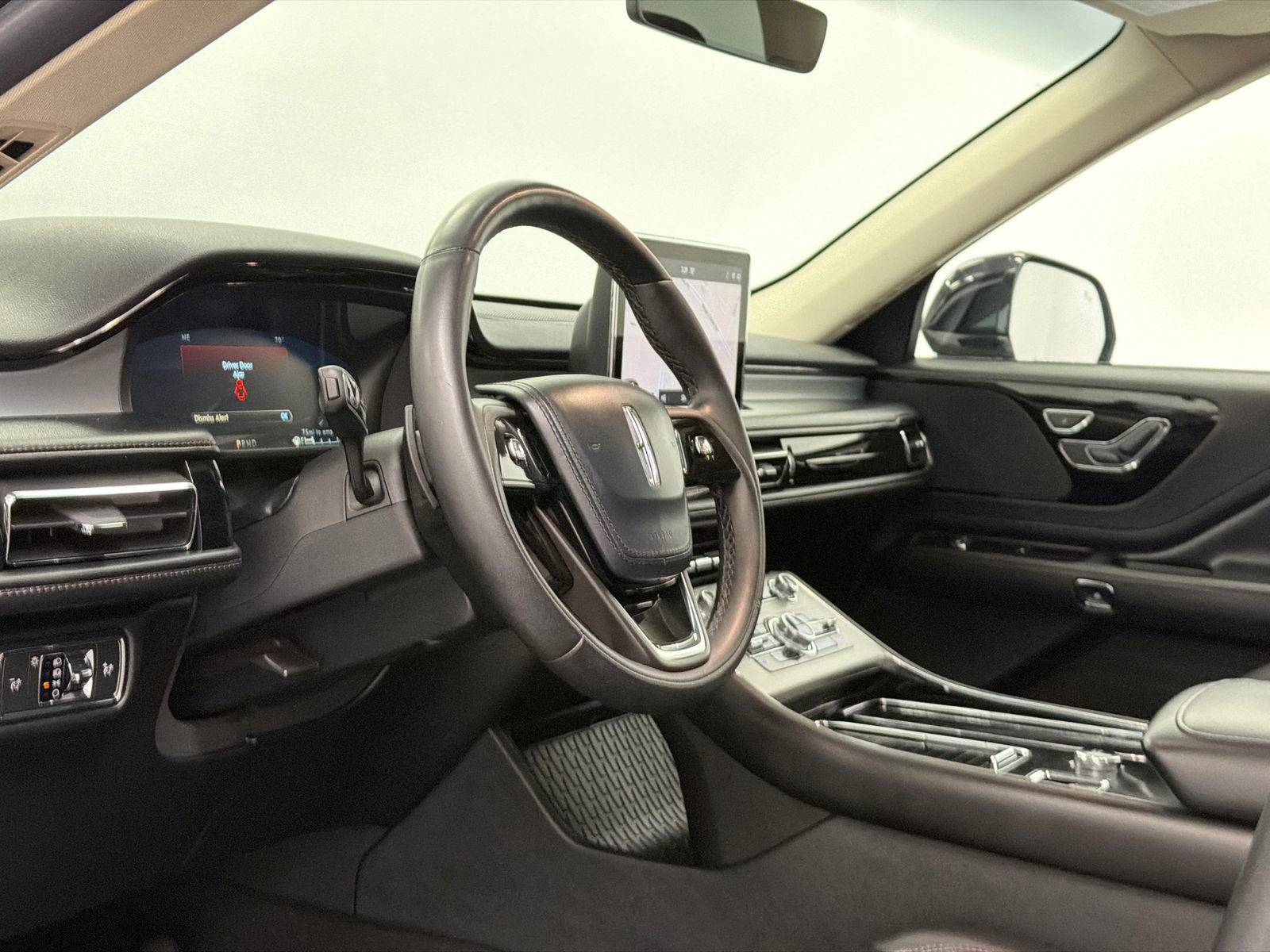 Certified 2022 Lincoln Aviator AWD w/ Premium Package image 16