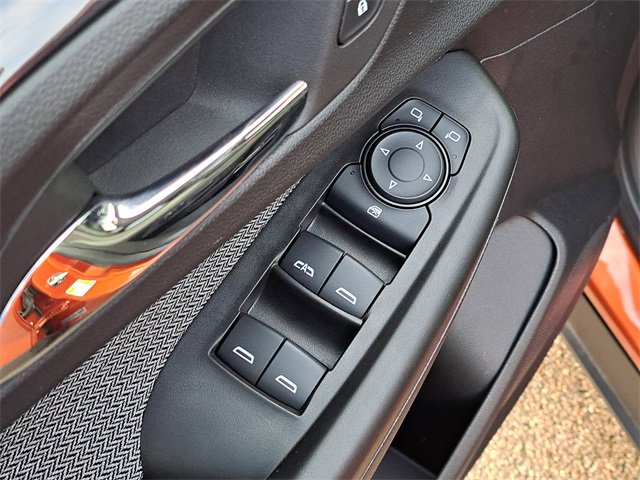 Used 2023 Chevrolet TrailBlazer LT w/ Convenience Package image 21