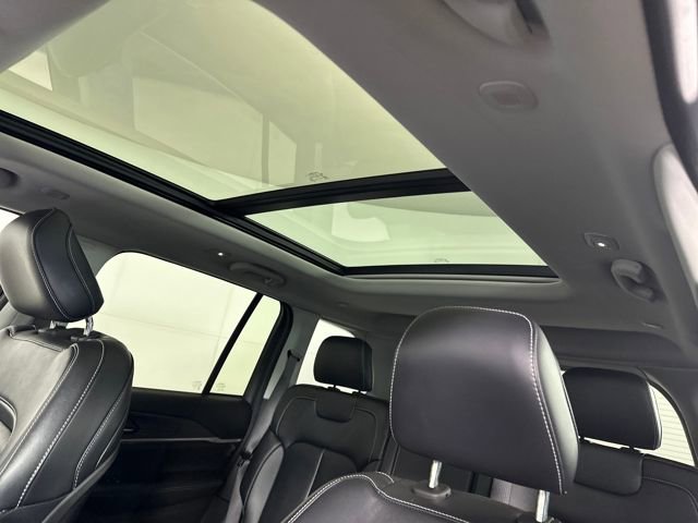 Used 2022 Jeep Grand Cherokee Limited 4xe image 12