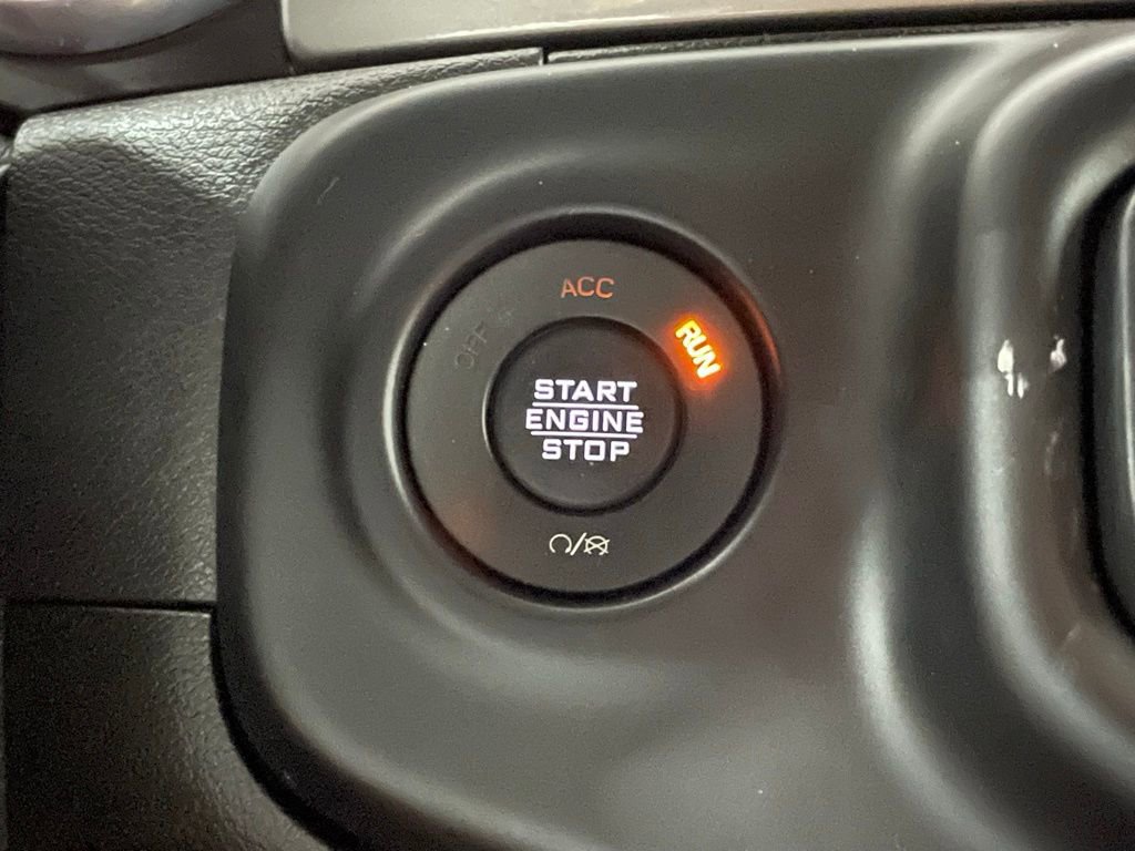 Used 2018 Jeep Wrangler Unlimited Sahara image 21