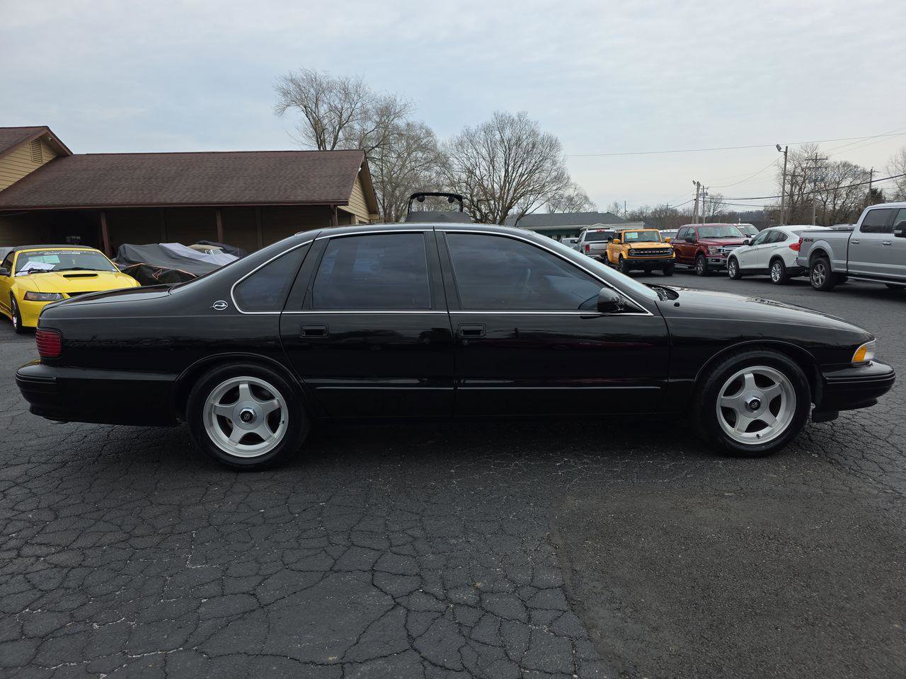 Used 1995 Chevrolet Impala SS image 21
