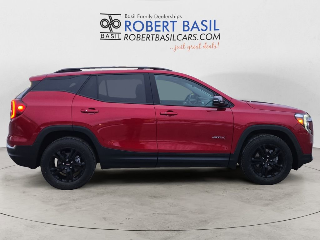 Used 2023 GMC Terrain AT4 image 6
