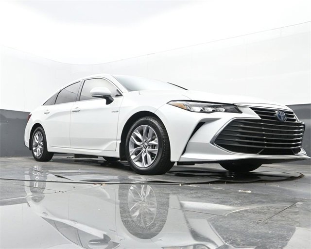 Used 2021 Toyota Avalon XLE image 27